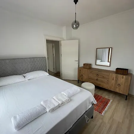 Hotel 3+1 Genis Bahceli Mustakil